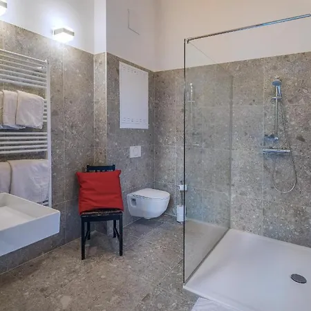 Clamlive 山林小屋