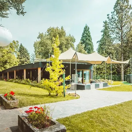 Clamlive 山林小屋